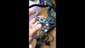 Ремонт курка (пружинки) газа  на электросамокат ультрон Т108.