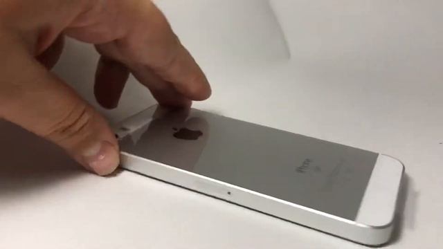 Смартфон Apple iPhone SE 32Gb смотреть онлайн