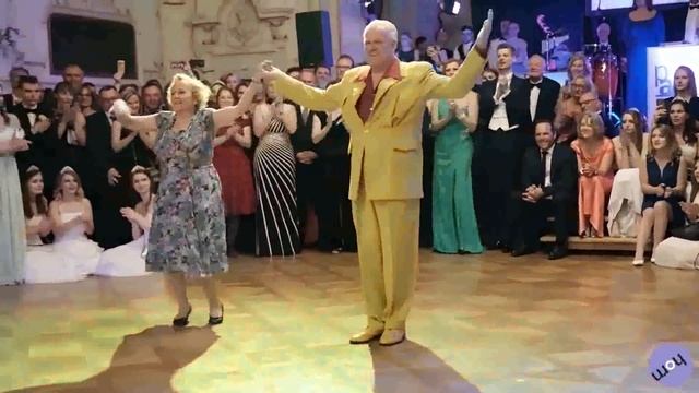 (SHOWTIME-Dancing) Boogie Woogie Rockabilly - Jive Nellia & Dietmar смотреть онлайн