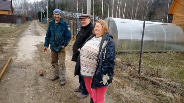 Жить в деревне. Построить забор смотреть онлайн