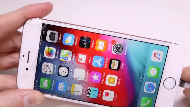 Newer model iPhone battery in older iPhone | Will it work? смотреть онлайн