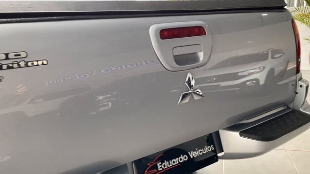 L200 TRITON 2010 único dono! смотреть онлайн