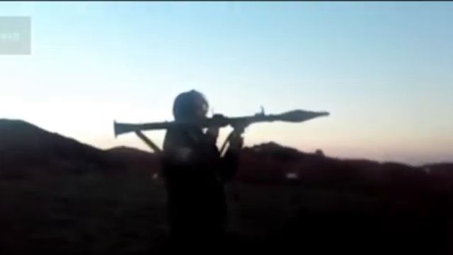 Maloletna ukronacistka iz kaznenog bataljona „Aidar” iz zabave puca na mirno selo. смотреть онлайн