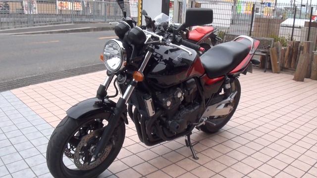 黒い集合管　2010 HONDA CB400SF HYPER VTEC Revo NC42　2010 ホンダ・CB400スーパーフォアハイパーブイテックレボ смотреть онлайн