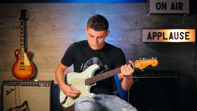 Fender '64 Custom Deluxe Reverb Demo смотреть онлайн