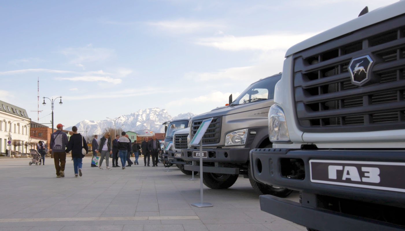 ГАЗ начинает тесное сотрудничество с Северной Осетией смотреть онлайн