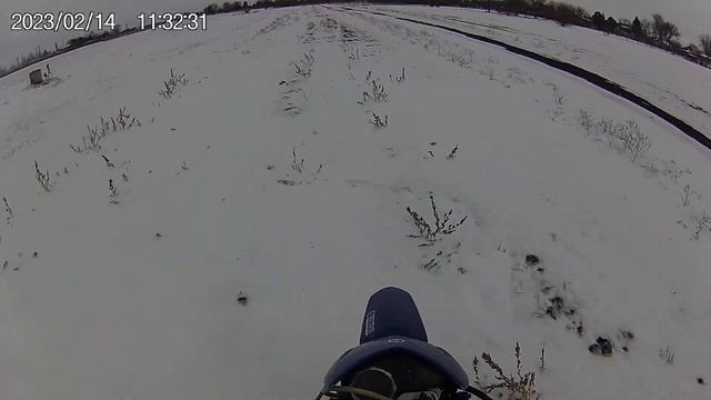 Электромотоцикл по снежной целине. смотреть онлайн