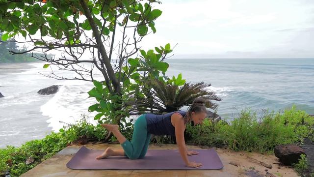 Комплекс для пробуждения энергии | йога для пробуждения в стиле Виньяса Флоу смотреть онлайн