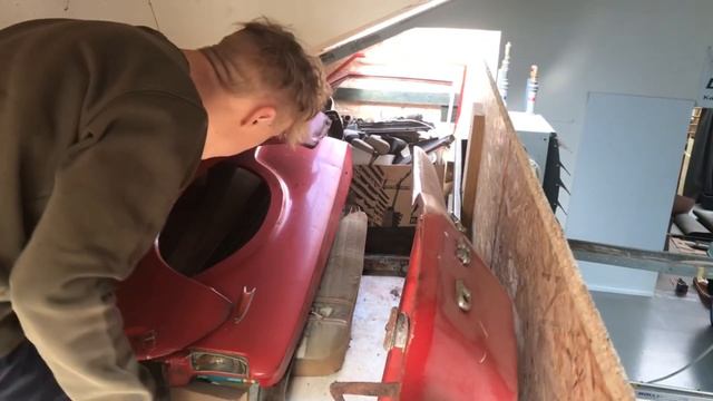 Restoring a Ford Taunus Coupé 1973 Part 24 смотреть онлайн