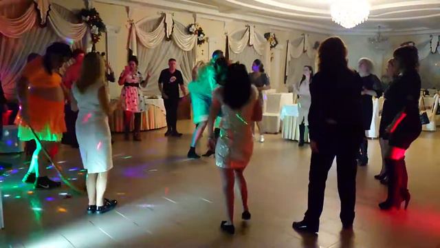 Попа как у Ким смотреть онлайн