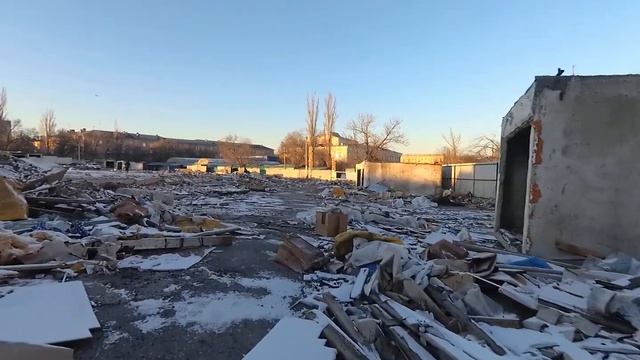 В Волгограде ликвидируют Тракторный Вещевой рынок в ТЗР, 5 декабря 2023 года смотреть онлайн