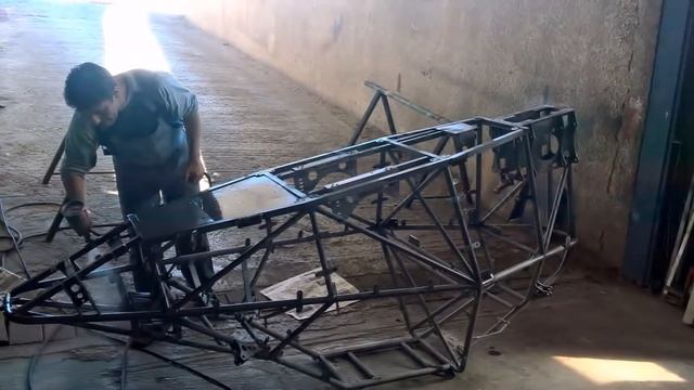 BARRACUDA BUGGY TOTAL REBUILD смотреть онлайн
