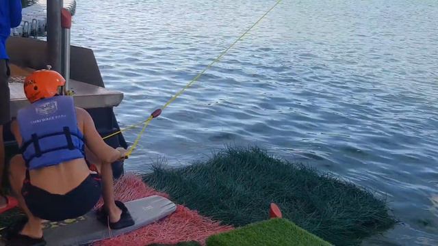 Водный аттракцион в Паттае | Вэйк Парк смотреть онлайн