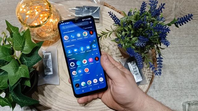 TCL 20r 5g,le smartphone 5G PLEINS DE QUALITÉS mais pas PARFAIT (faut pas déconner) смотреть онлайн