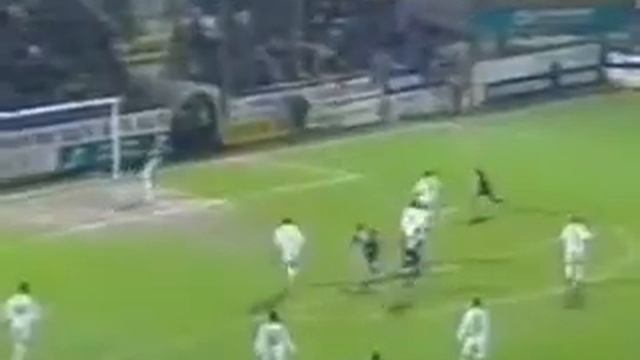 Iker Casillas - Genius Goalkeeper смотреть онлайн