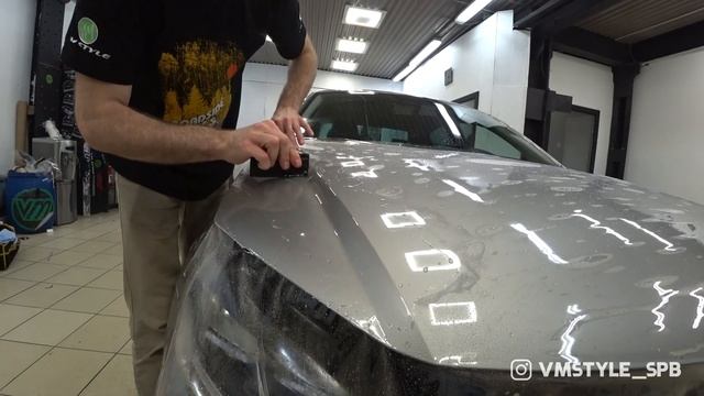 Как клеить пленку на капот. Антигравийная пленка .