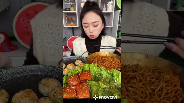 МУКБАНКИ. ЕДА НА КАМЕРУ. смотреть онлайн