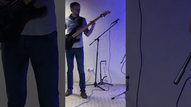 ЛикБез - От Героев Былых Времен (live У Своих) смотреть онлайн