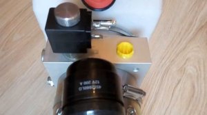 Гидростанция 12 вольт для самосвала с баком 10 литров