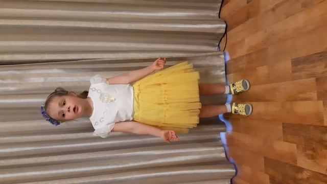 Левицкая Ира, 5 лет смотреть онлайн