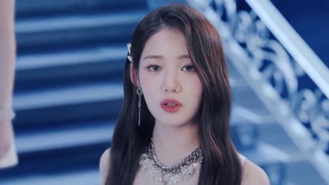 Baby Monster "Stuck in the middle" Adlibs Vocal range смотреть онлайн