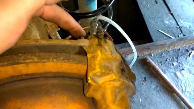 СУППОРТ ОПЕЛЬ ВЕКТРА В ЗАМЕНА ЛЕВЫЙ НА ПРАВЫЙ ВОССТАНОВЛЕНИЕ ТОРМОЗНАЯ МАГИСТРАЛЬ смотреть онлайн