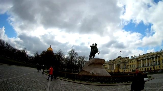 Знаменитый Медный всадник и Исаакиевский собор. Прогулка по Питеру. смотреть онлайн