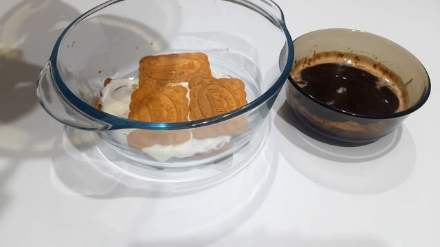 Секрет быстрого и вкусного десерта: 3 ингредиента для удивительного торта за 5 минут! смотреть онлайн