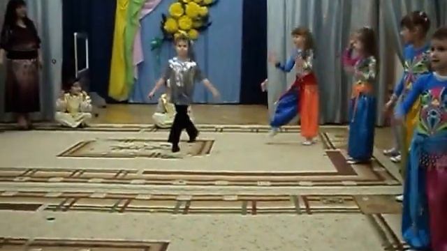 Танцор Диско. Индийское кино смотреть онлайн