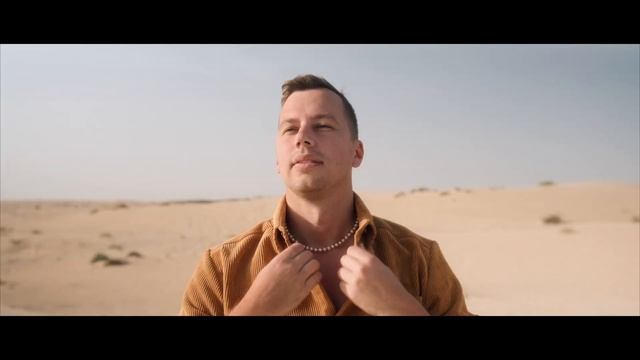 A WEDDING FILM ABOUT LOVE IN THE DESERT | FUJIFILM X-T3 + Sigma 18-35 | смотреть онлайн