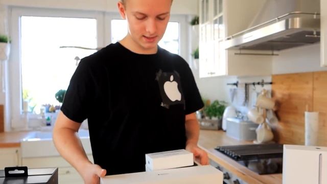 Mein eigener APPLE STORE KIEL ? Ash und Max смотреть онлайн