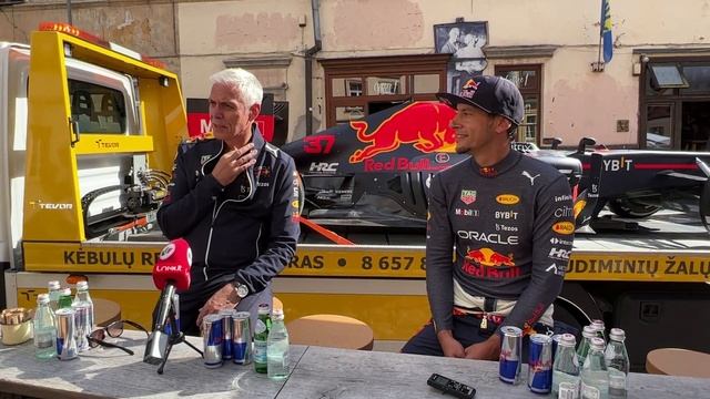 Oracle Red Bull Racing preparing for show run in Vilnius смотреть онлайн