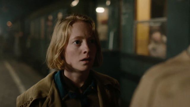 Babylon Berlin - Season 2 Episode 7 - Sturmabteilung Stettiner Bahnof Protest (SPOILERS)