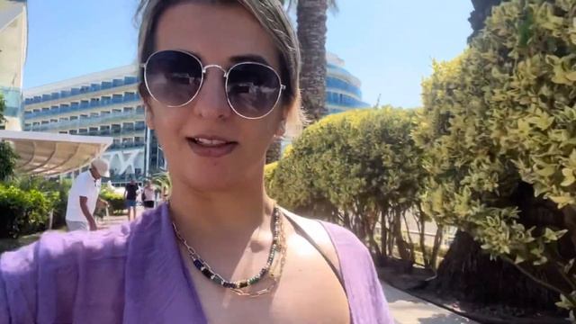 ANTALYA VLOG || ? VİKİNGEN İNFİNİTY RESORT OTEL ODA TURU - FERHAT SAHNEYE ÇIKDI || смотреть онлайн
