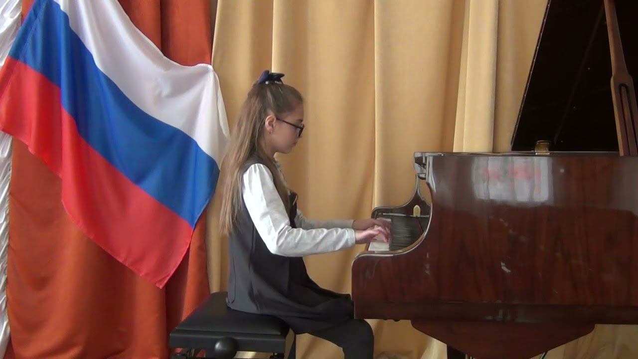 И. С. Бах Менуэт d-moll Исп. Уманец Ксения смотреть онлайн