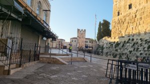 Для тех, кто душой в Иерусалиме и любит ходить со мной по святым местам, - идём ранним утром вместе