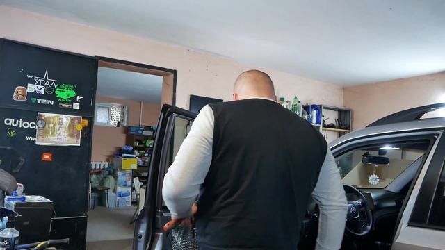 Ставим народный High End От Урал в Subaru Forester! смотреть онлайн