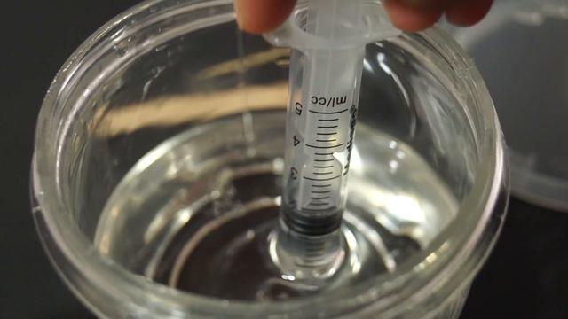 Te enseñamos a realizar correctamente la mezcla de resina epóxica смотреть онлайн