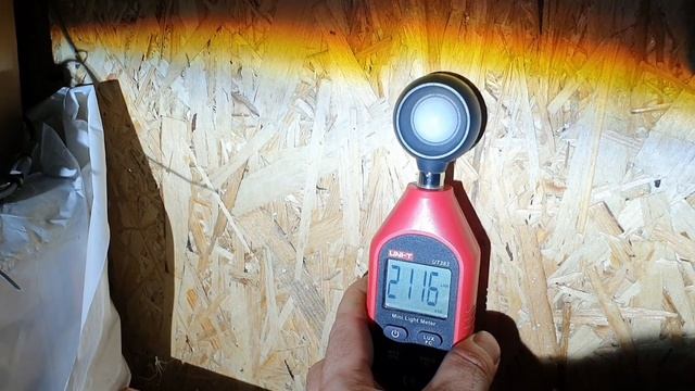 Ford Focus. Аккуратная разборка фар, установка двухчиповых бидиодных линз Bengal Tiger F40.