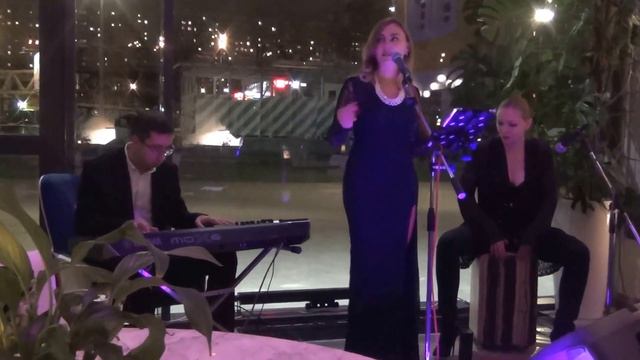 LIVE MUSIC в Seasons Southwest ИРИНА КОЗЛОВА в сопровождении музыкального проекта LIGHT! смотреть онлайн