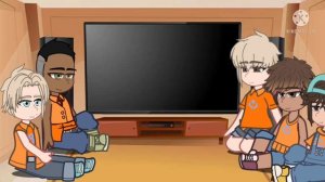 4-Town react to Meilin and her friends | Credits in description