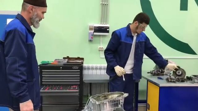 В рамках итоговой государственной аттестации прошел первый день демонстрационных экзаменов смотреть онлайн