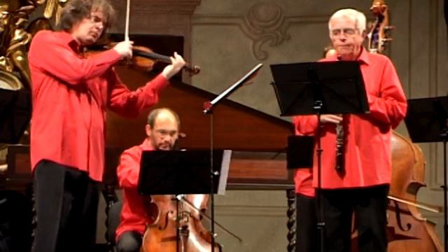 Verner Collegium - Vivaldi double con. for Oboe and Violin RV 548 3th Mov. смотреть онлайн