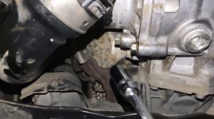 Замена масла в трансмиссии Mitsubishi Delica D5 2019