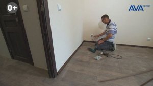 Монтаж НАПОЛЬНОГО ПЛИНТУСА ➤Пошаговая инструкция установки напольного плинтуса СВОИМИ РУКАМИ