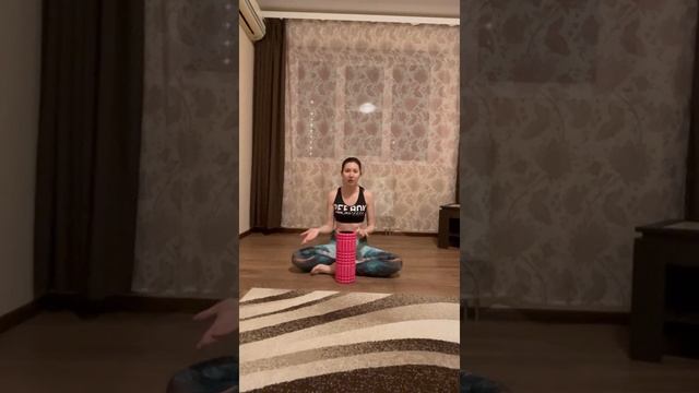 Vlog день 6: Поход к косметологу. Миофасциальное расслабление на ролике-помоги себе сам? смотреть онлайн
