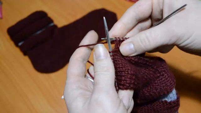 Мк носки спицами. смотреть онлайн