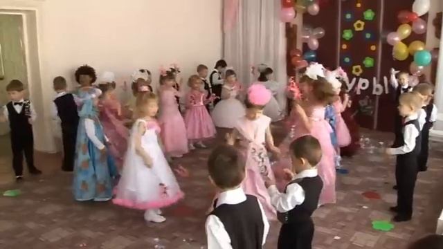 Танец "Мама" смотреть онлайн