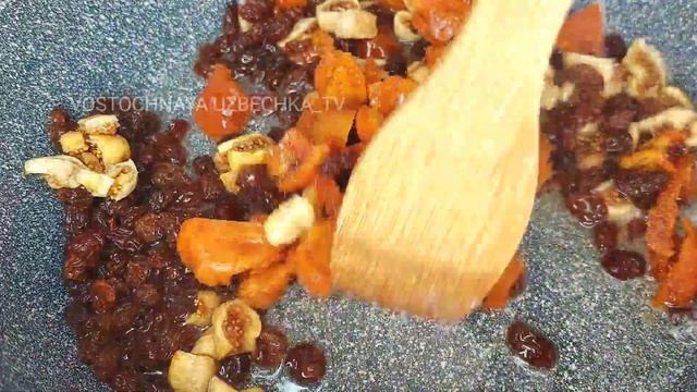 БЕРУ РИС И КУРАГУ, ГОТОВЛЮ ЭТО.ОХ КАКАЯ ВКУСНЯТИНА МАЛО КТО ЗНАЕТ ОБ ЭТОМ СЕКРЕТЕ.ЗАБЫТЫЙ РЕЦЕПТ смотреть онлайн