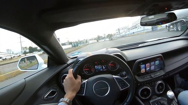 2017 Camaro RS 3.6 V6 | Manejo POV смотреть онлайн